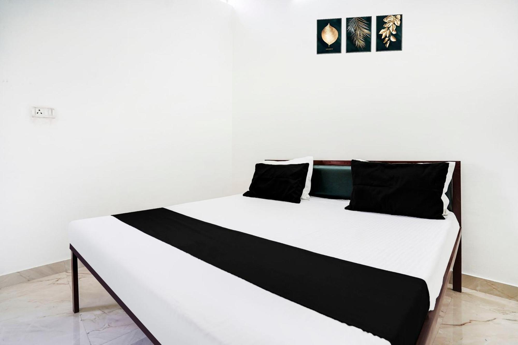 Hotel O The Moon Барели Экстерьер фото